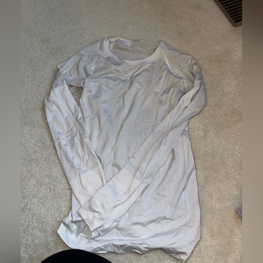 Lululemon Swiftly Long Sleeve size 6